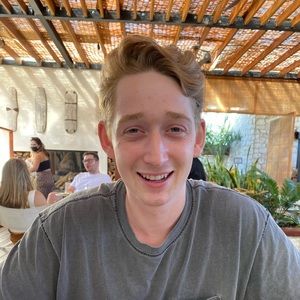 Meet your Posher, Curtis